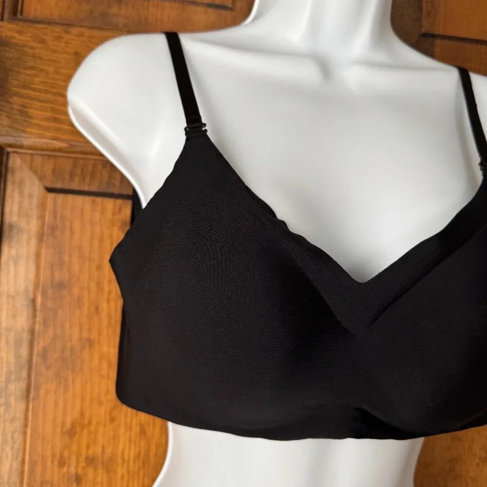 #1 Black Convertible Bra w/Spaghetti Straps & Removable Pads X-Large